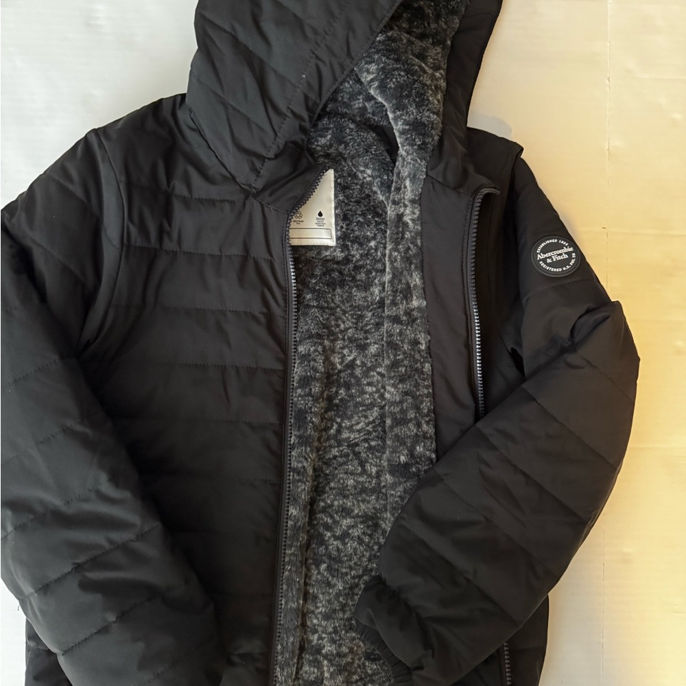 Abercrombie Kids Black Puffer Warm Jacket faux fur lining Size 10/11